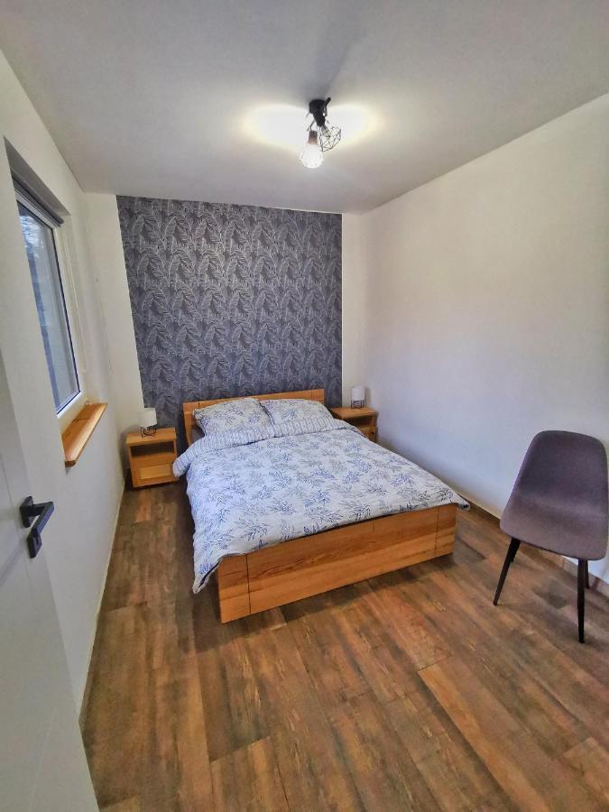 Villa Stawiska Nad Tanwia Jedrzejowka Esterno foto
